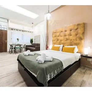 Precioso Estudio Situado En La Zona De Ventas Barbadillo Der , Madrid España